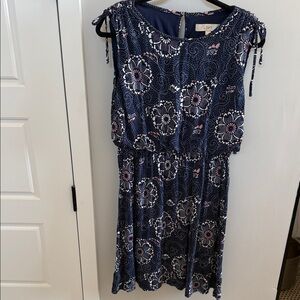 Ann Taylor LOFT Navy and Pink Floral Dress size Medium